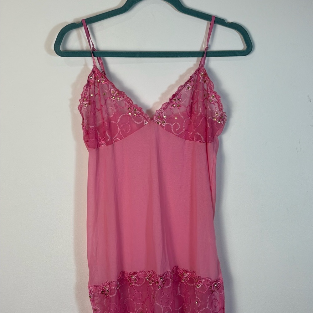 Elegant Pink Lace Top